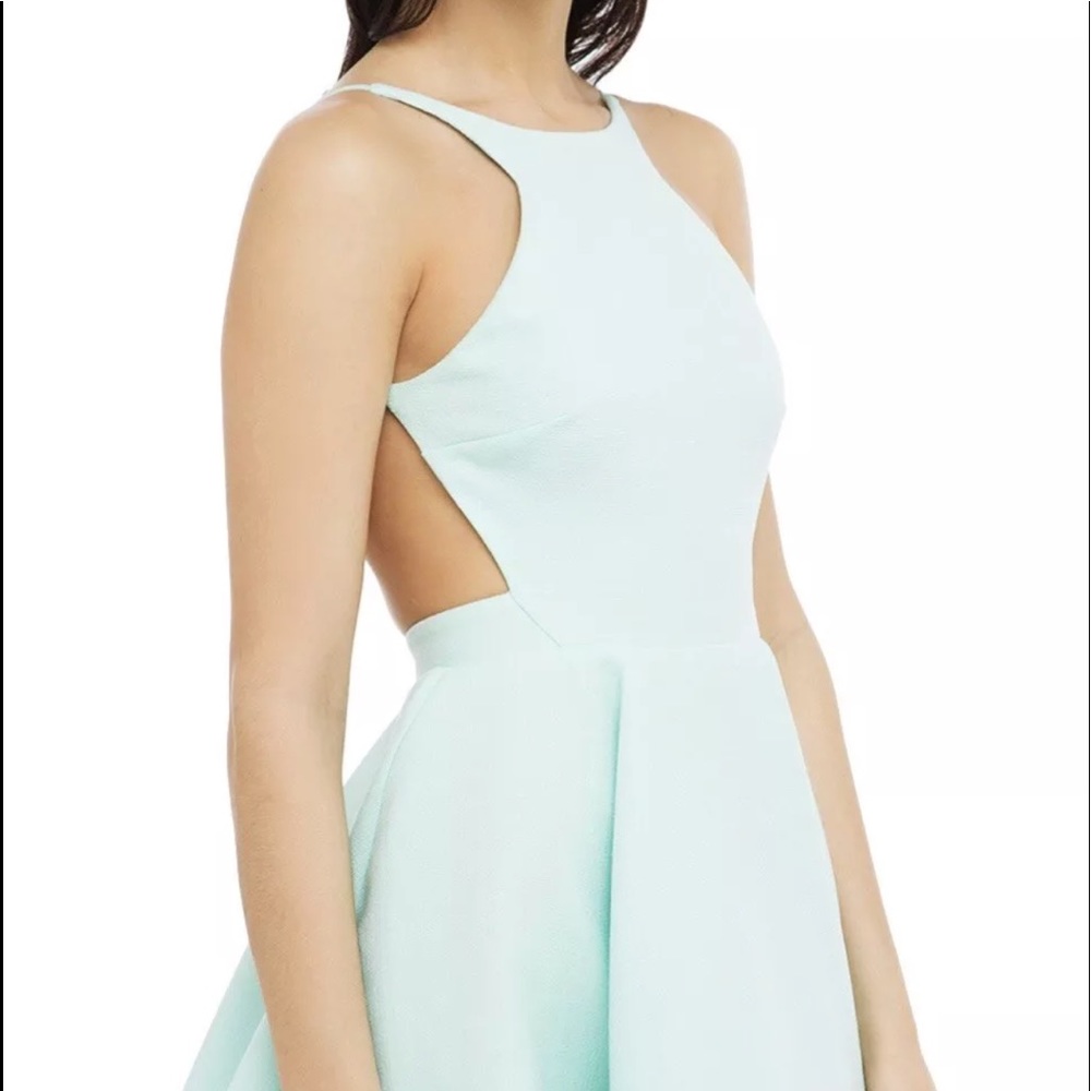 NEW MINT CLASSIC DOLL OPEN BACK DRESS M - Picture 2 of 5